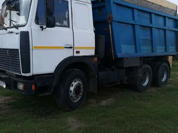 Самосвал МАЗ 551605-280