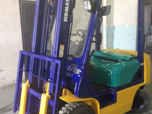 Вилочный погрузчик Komatsu