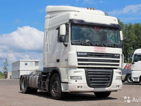 Седельный тягач DAF XF105.460