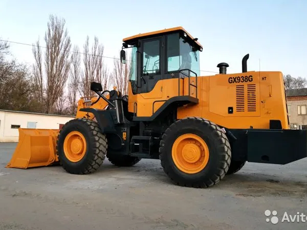 Фронтальный погрузчик MegaMax GX938G