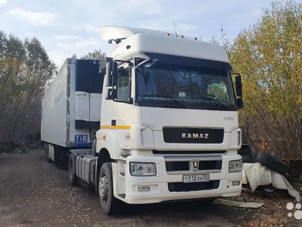 Седельный тягач Камаз 5490