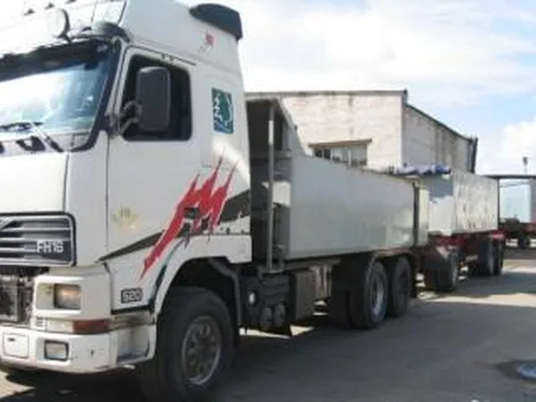 Самосвал Volvo FH 16