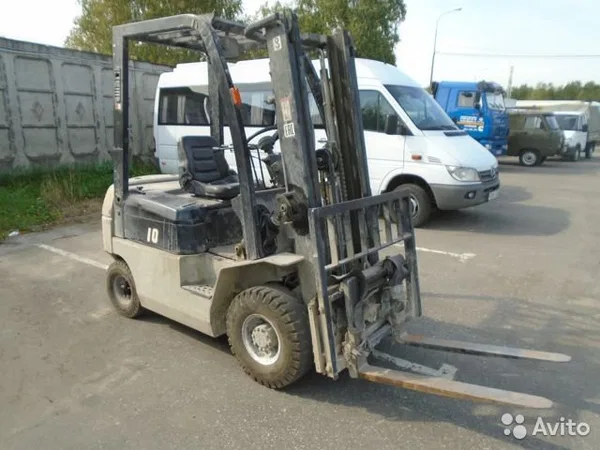 Вилочный погрузчик TFN CPCD10-AG26-H