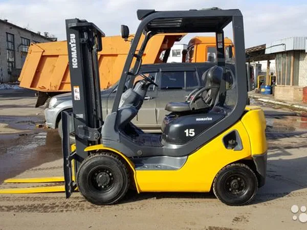 Вилочный погрузчик Komatsu