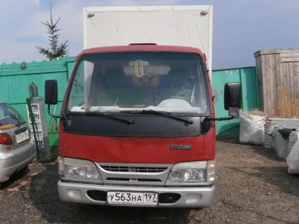 Промтоварный фургон FAW 1031