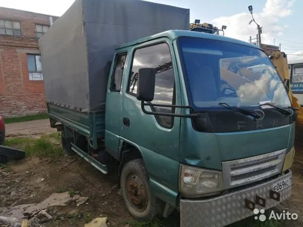 Тентованный автомобиль FAW CA1041