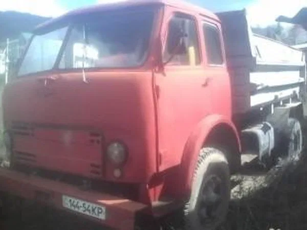 Самосвал МАЗ 500