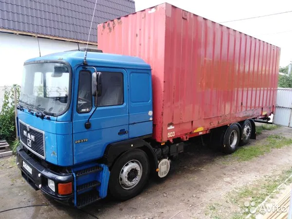 Грузовой фургон MAN 26372