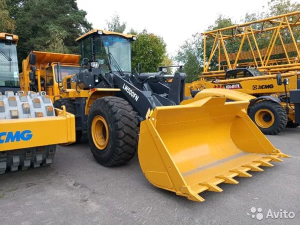 Фронтальный погрузчик XCMG LW500FN