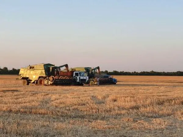 Зерноуборочный комбайн John Deere 2066/2266