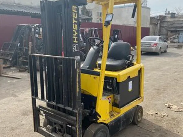 Вилочный электропогрузчик Hyster Е50ХМ-33