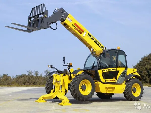 Телескопический погрузчик New Holland LM1333