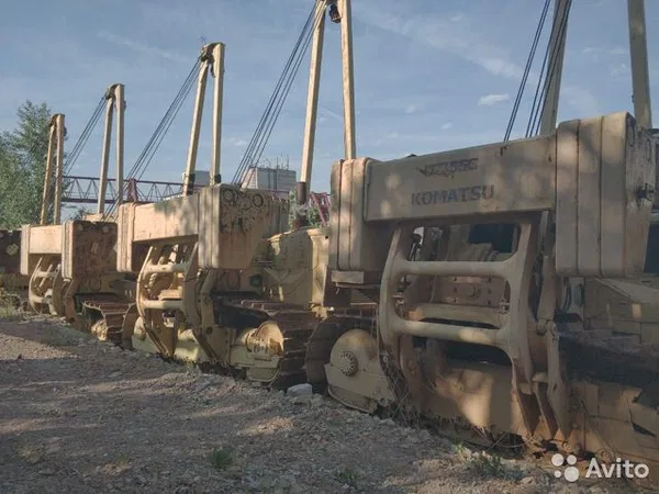 Трубоукладчик Komatsu D355C