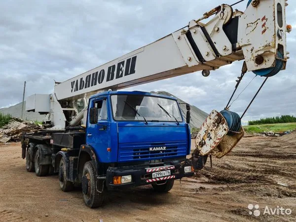 Автокран Ульяновец МКТ-40.2 на шасси КамАЗ 6540