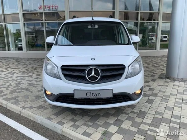 Микроавтобус Mercedes-Benz Citan