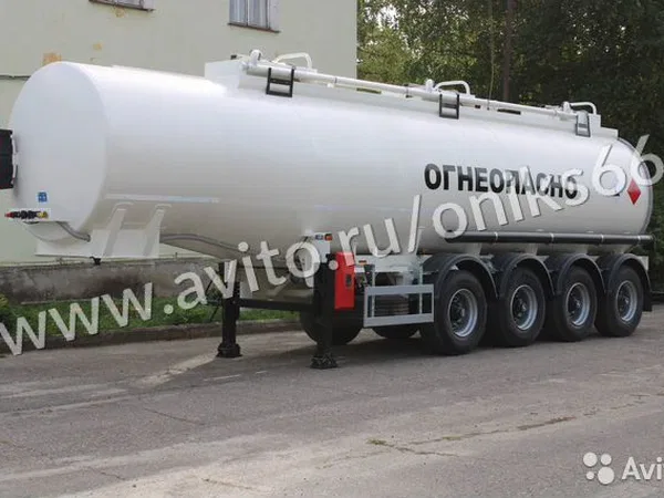 Полуприцеп бензовоз