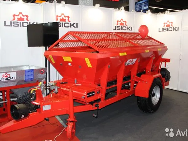 Разбрасыватель удобрений FМR Lisiскi V-3куба