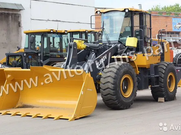 Фронтальный погрузчик XCMG ZL60GV