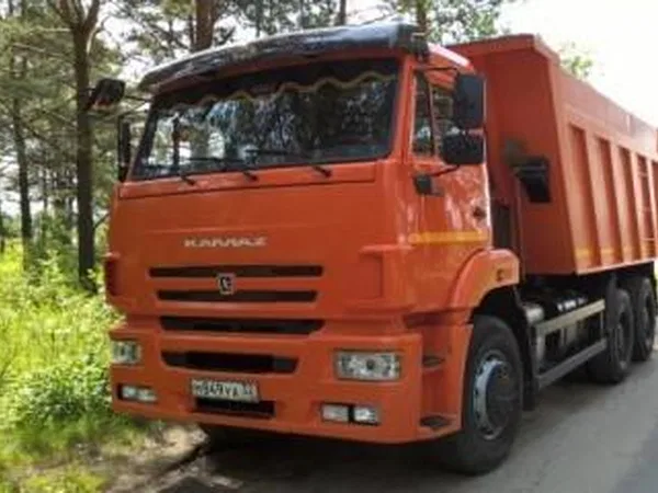 Самосвал КамАЗ 6520-73