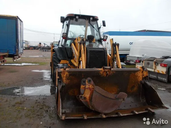 Экскаватор-погрузчик Case 860