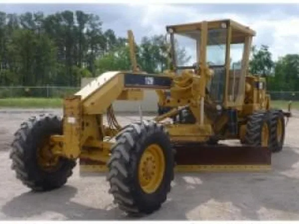 Автогрейдер Caterpillar 12H