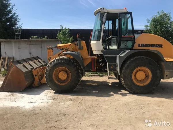Фронтальный погрузчик Liebherr L538