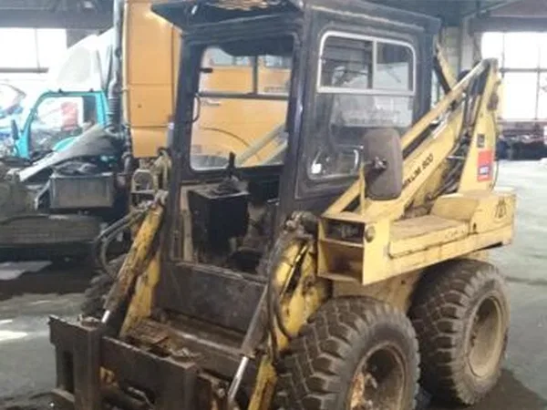 Мини-погрузчик Кургандормаш МКСМ-800