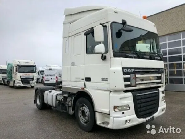 Седельный тягач DAF XF 105.460 SC