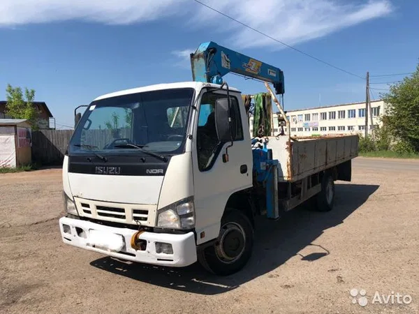 Бортовой грузовик с КМУ ISUZU