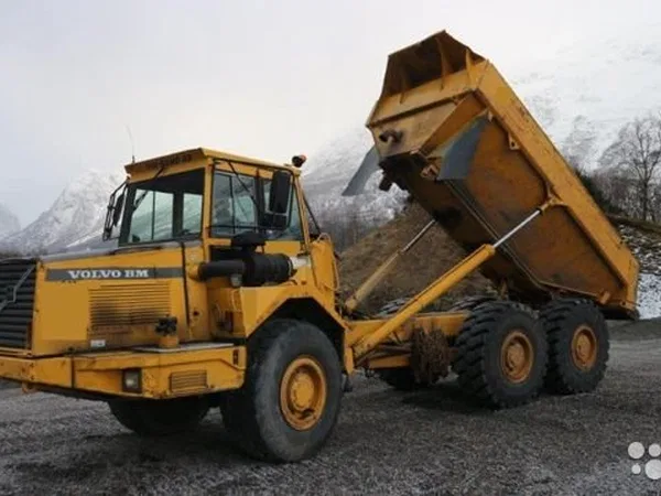 Сочлененный самосвал Volvo A3
