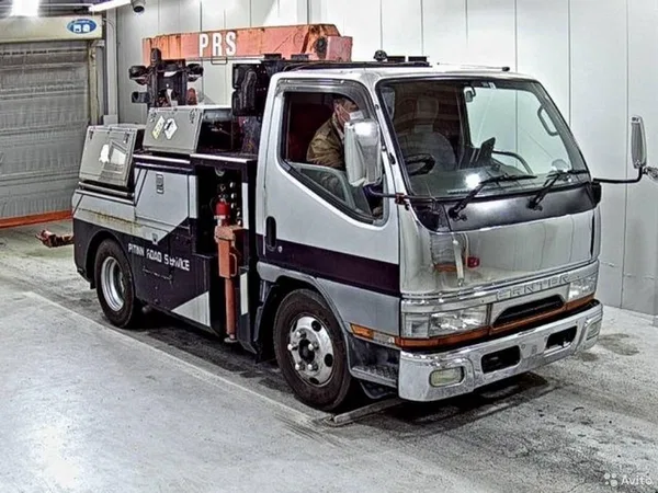 Эвакуатор Mitsubishi Fuso Canter