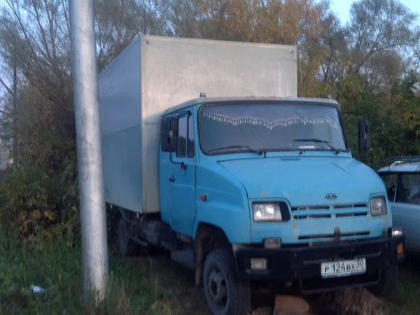 Грузовой фургон ЗИЛ 5301К2 Бычок
