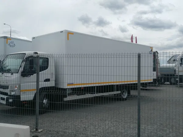 Изотермический фургон Mitsubishi Fuso Canter TF