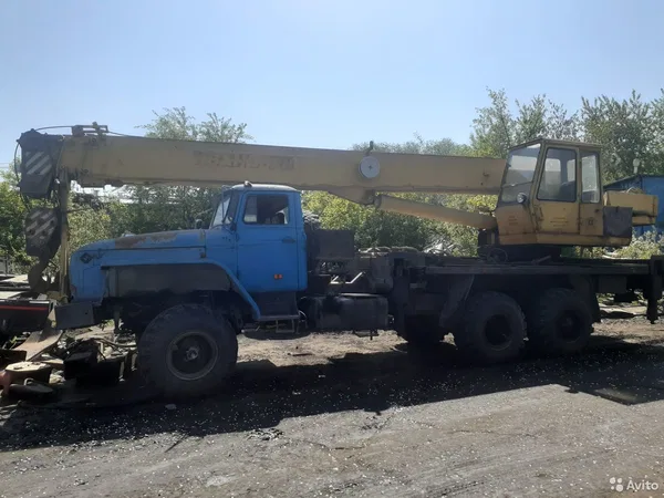 Автокран Ивановец КС-45717-1 на шасси УРАЛ 4320