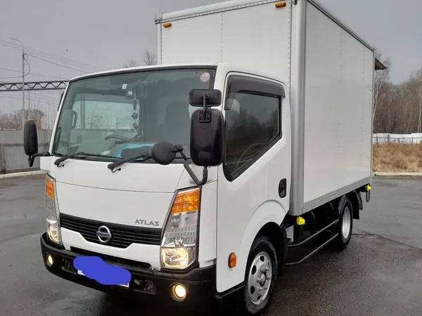 Изотермический фургон Nissan Atlas