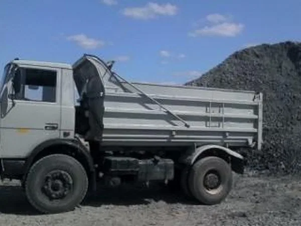 Самосвал МАЗ 5551