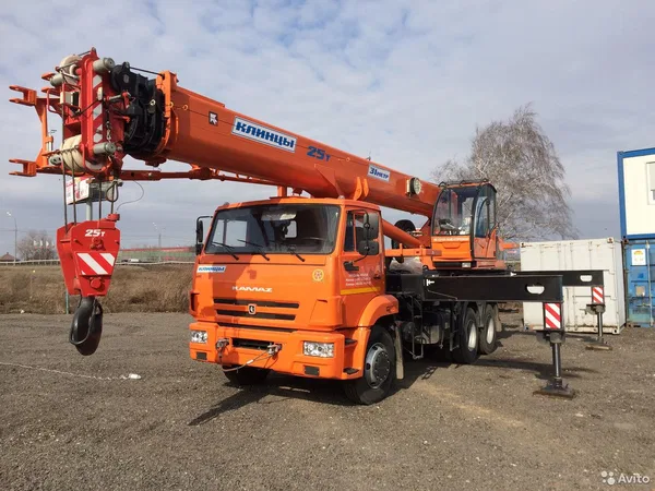 Автокран Клинцы КС-55713-1К-4 на шасси КамАЗ 65115