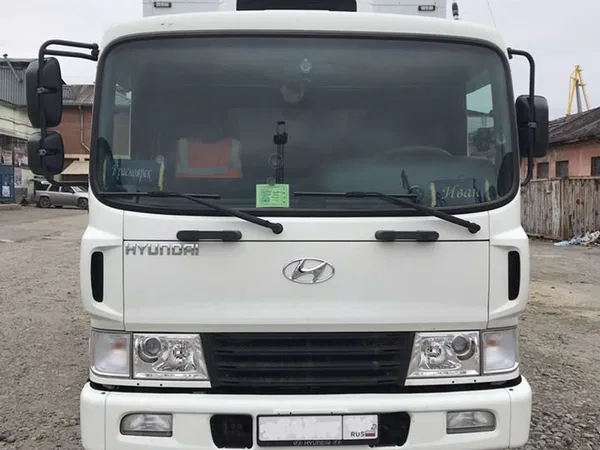 Рефрижератор Hyundai HD120