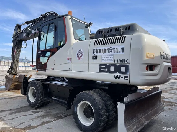 Колесный экскаватор Hidromek HMK 200W-2