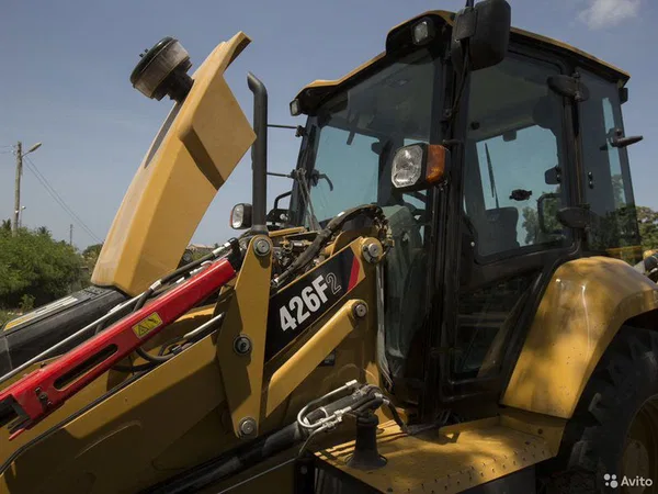 Экскаватор-погрузчик Caterpillar 426F2