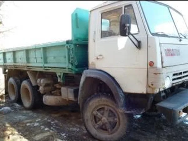 Бортовой грузовик КамАЗ 55102