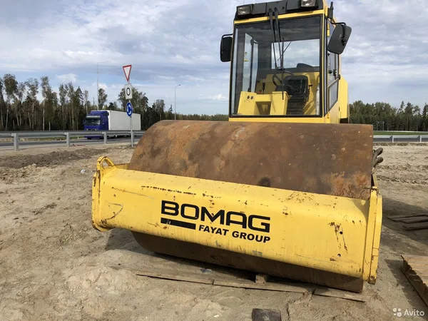 Грунтовый каток Bomag BW213D-3