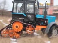 Гусеничный трактор МТЗ Беларус 82.1