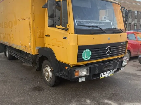 Грузовой фургон Mercedes-Benz 814