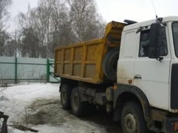 Самосвал МАЗ 5516