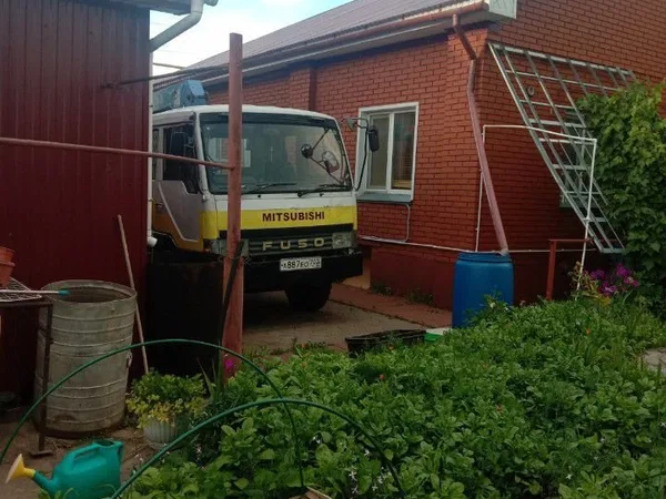 Бортовой грузовик с КМУ Mitsubishi Fuso
