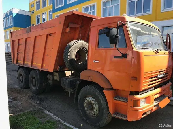 Самосвал КамАЗ 6520