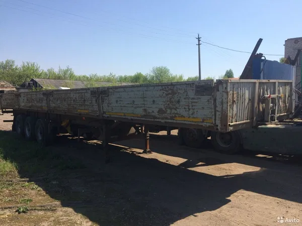 Бортовой полуприцеп