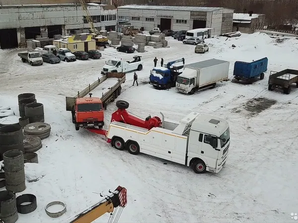 Грузовой эвакуатор MAN