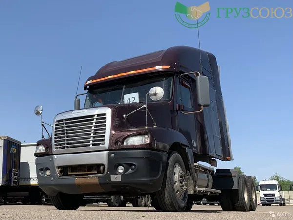 Седельный тягач Freightliner